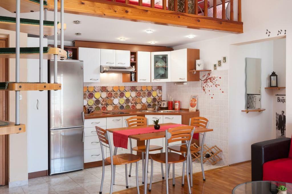 Litorian Makarska Apartment Bagian luar foto